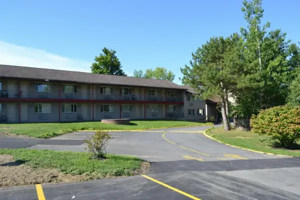 Latham Inn 4